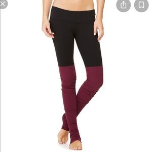 Alo Yoga Goddess Ribbed Legging